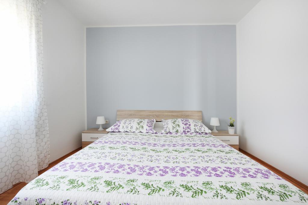 Apartment Becca Poljica  エクステリア 写真