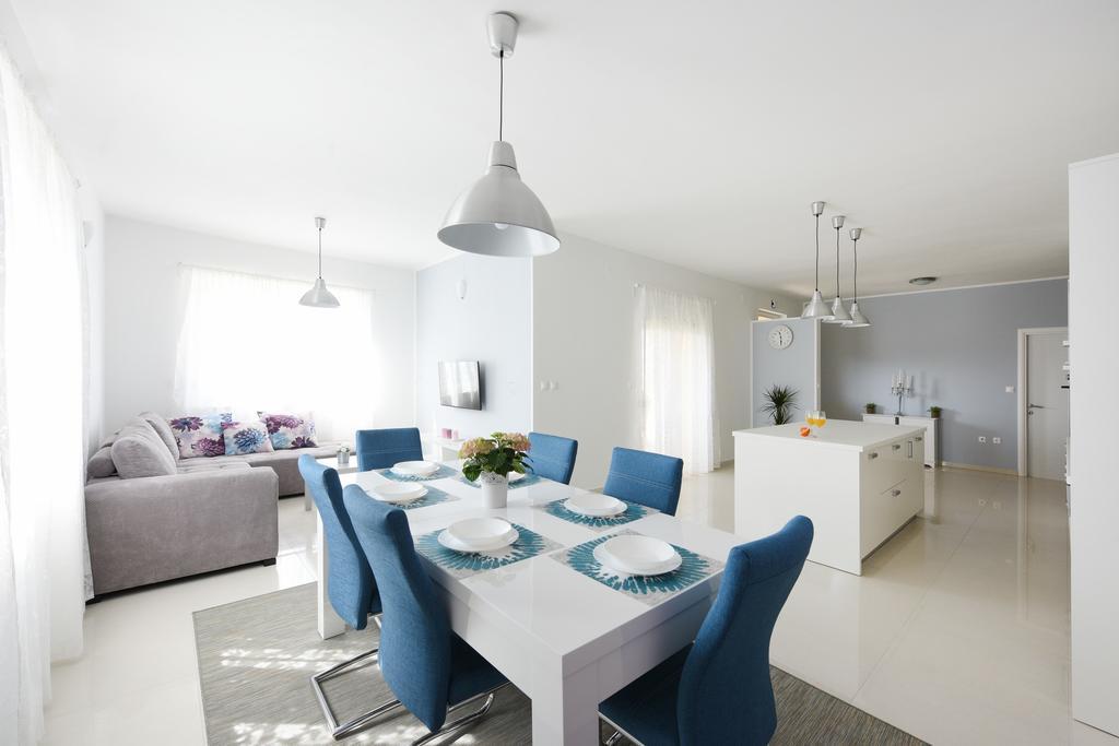 Apartment Becca Poljica  エクステリア 写真